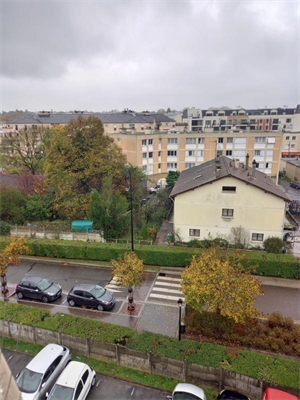studio à la location -   94420  LE PLESSIS TREVISE, surface 28 m2 location studio - UBI481299098